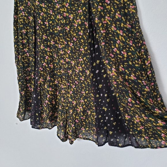 NWT Zara Trafaluc Black Floral Romper size M - Picture 3 of 8